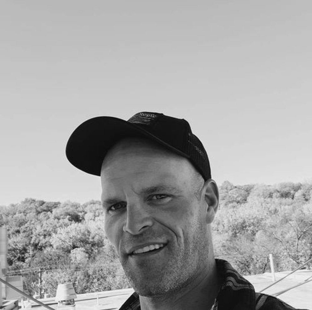Meet your Posher, Tad